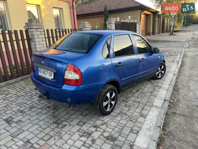 Синий ВАЗ Калина, объемом двигателя 1.6 л и пробегом 555 тыс. км за 1375 $, фото 4 на Automoto.ua