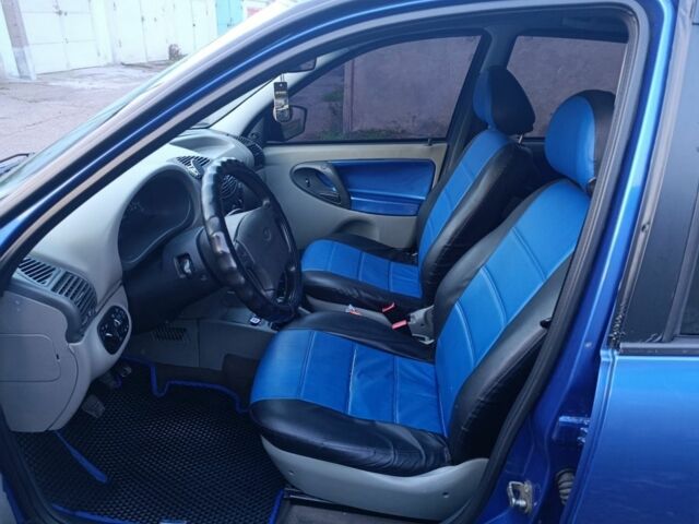 Синий ВАЗ Калина, объемом двигателя 1.6 л и пробегом 110 тыс. км за 2500 $, фото 5 на Automoto.ua