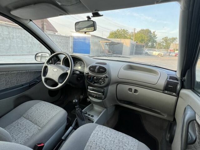 Синий ВАЗ Калина, объемом двигателя 1.6 л и пробегом 145 тыс. км за 2300 $, фото 13 на Automoto.ua