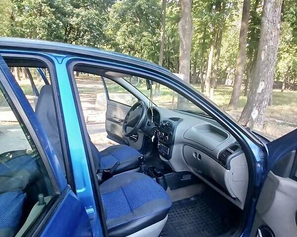 Синий ВАЗ Калина, объемом двигателя 1.6 л и пробегом 93 тыс. км за 2300 $, фото 9 на Automoto.ua