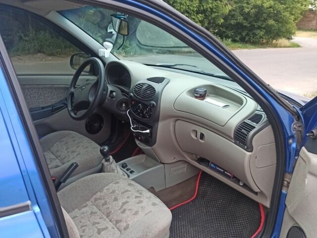 Синий ВАЗ Калина, объемом двигателя 1.6 л и пробегом 2 тыс. км за 2100 $, фото 6 на Automoto.ua