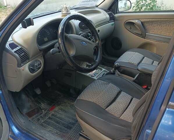 Синій ВАЗ Калина, об'ємом двигуна 1.6 л та пробігом 147 тис. км за 2500 $, фото 2 на Automoto.ua