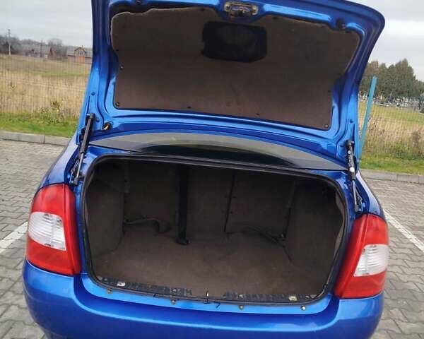 Синий ВАЗ Калина, объемом двигателя 1.6 л и пробегом 153 тыс. км за 1600 $, фото 10 на Automoto.ua