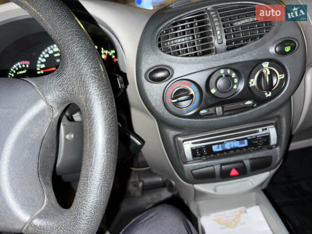 Синий ВАЗ Калина, объемом двигателя 1.5 л и пробегом 64 тыс. км за 2200 $, фото 12 на Automoto.ua