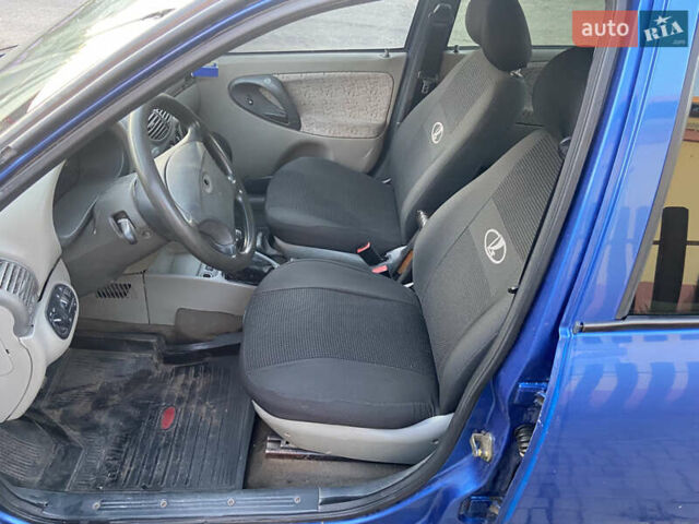 Синий ВАЗ Калина, объемом двигателя 1.6 л и пробегом 555 тыс. км за 1375 $, фото 9 на Automoto.ua