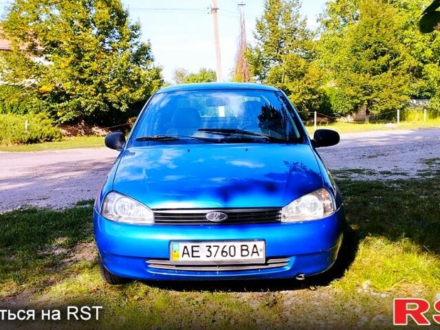Синий ВАЗ Kalina, объемом двигателя 1.6 л и пробегом 300 тыс. км за 2400 $, фото 1 на Automoto.ua