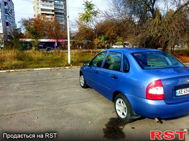 Синий ВАЗ Kalina, объемом двигателя 1.6 л и пробегом 135 тыс. км за 3000 $, фото 3 на Automoto.ua