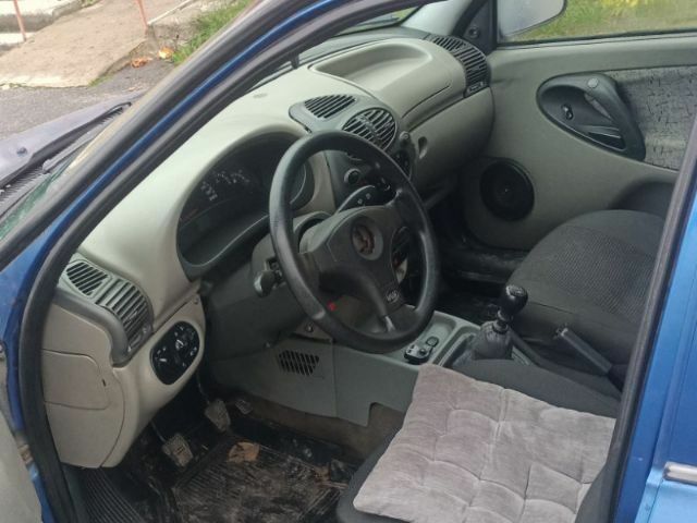 Синий ВАЗ Калина, объемом двигателя 1.6 л и пробегом 373 тыс. км за 1313 $, фото 9 на Automoto.ua