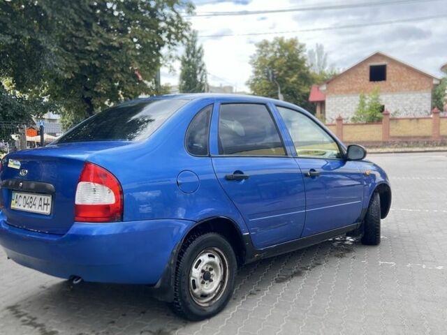 Синий ВАЗ Калина, объемом двигателя 1.6 л и пробегом 196 тыс. км за 1100 $, фото 4 на Automoto.ua