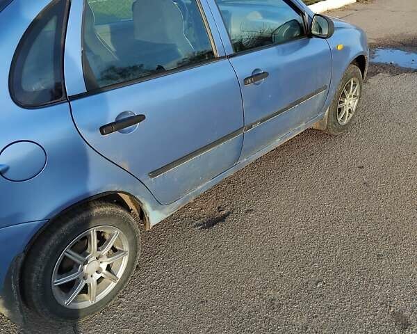 Синій ВАЗ Калина, об'ємом двигуна 1.6 л та пробігом 227 тис. км за 2000 $, фото 4 на Automoto.ua