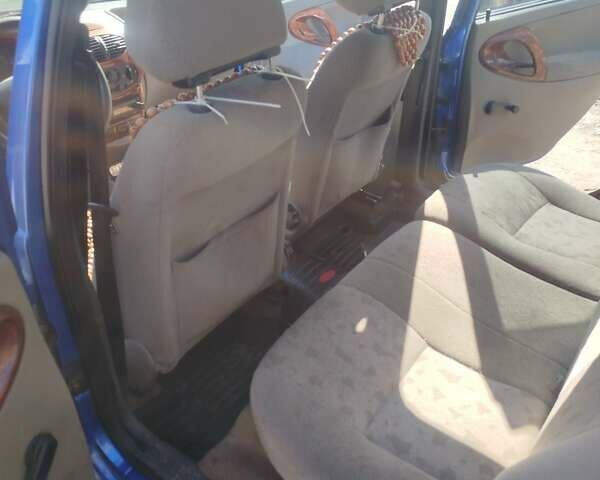 Синий ВАЗ Калина, объемом двигателя 1.6 л и пробегом 176 тыс. км за 2000 $, фото 8 на Automoto.ua