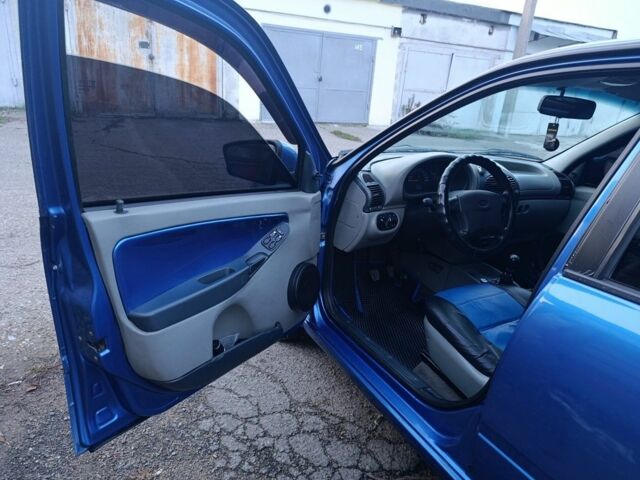 Синий ВАЗ Калина, объемом двигателя 1.6 л и пробегом 110 тыс. км за 2500 $, фото 3 на Automoto.ua