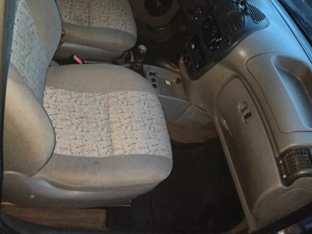 Синий ВАЗ Калина, объемом двигателя 1.6 л и пробегом 1000 тыс. км за 1000 $, фото 10 на Automoto.ua