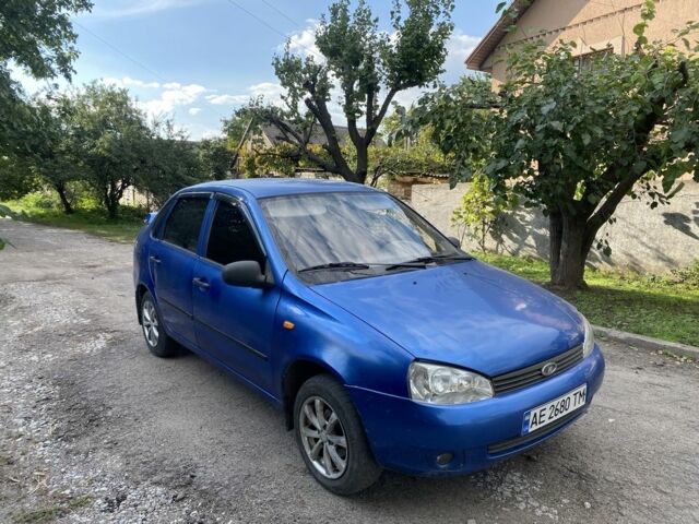 Синий ВАЗ Калина, объемом двигателя 1.6 л и пробегом 222 тыс. км за 1650 $, фото 3 на Automoto.ua