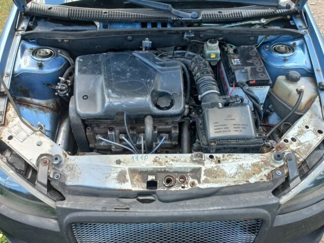 Синій ВАЗ Калина, об'ємом двигуна 1 л та пробігом 145 тис. км за 1500 $, фото 3 на Automoto.ua