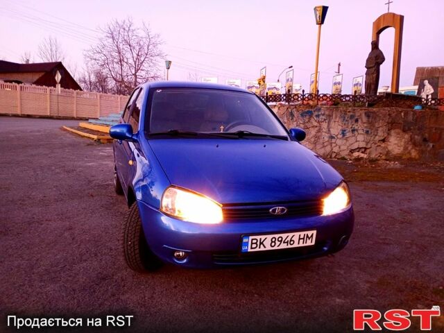 Синий ВАЗ Kalina, объемом двигателя 1.6 л и пробегом 215 тыс. км за 1750 $, фото 2 на Automoto.ua