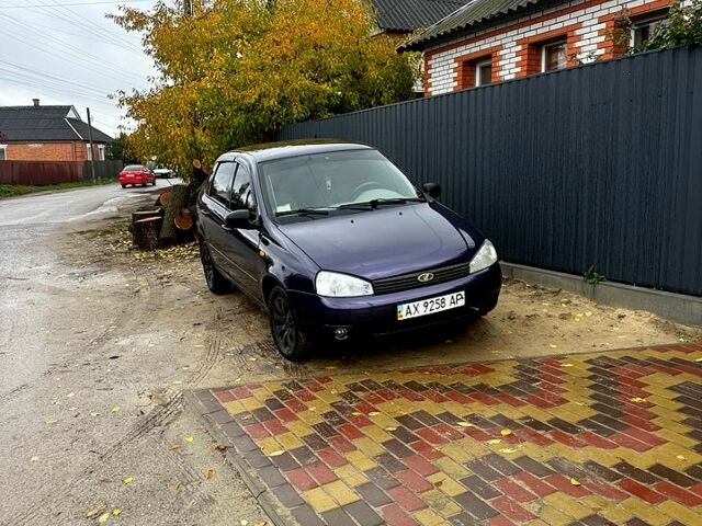 Синий ВАЗ Kalina, объемом двигателя 1.6 л и пробегом 77 тыс. км за 1800 $, фото 2 на Automoto.ua