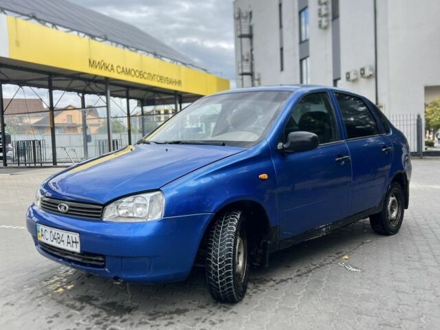 Синій ВАЗ Калина, об'ємом двигуна 1.6 л та пробігом 196 тис. км за 1100 $, фото 1 на Automoto.ua