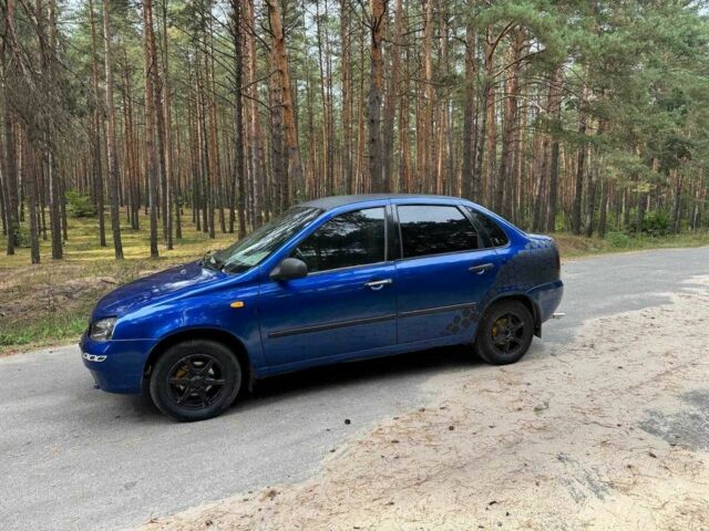 Синий ВАЗ Калина, объемом двигателя 1.6 л и пробегом 250 тыс. км за 999 $, фото 2 на Automoto.ua