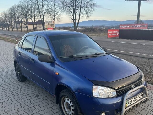 Синий ВАЗ Калина, объемом двигателя 1.6 л и пробегом 250 тыс. км за 950 $, фото 9 на Automoto.ua