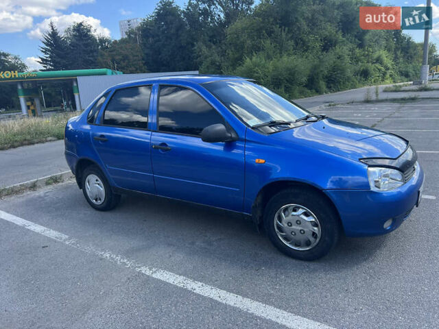 Синій ВАЗ Калина, об'ємом двигуна 1.6 л та пробігом 170 тис. км за 2200 $, фото 4 на Automoto.ua