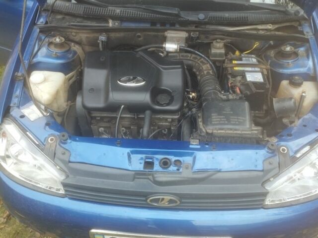 Синий ВАЗ Калина, объемом двигателя 1.6 л и пробегом 220 тыс. км за 3000 $, фото 3 на Automoto.ua