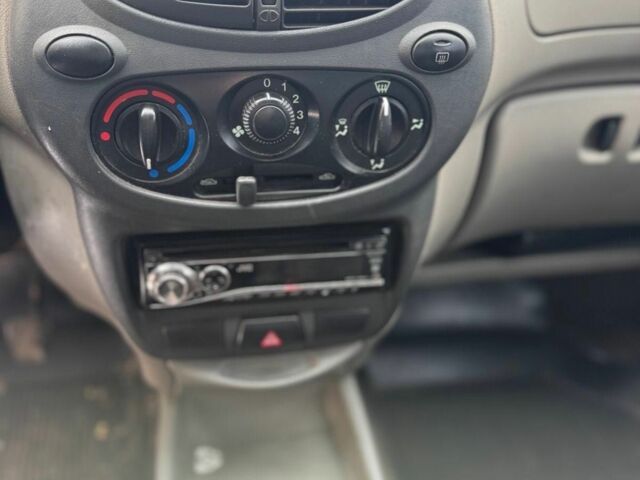 Синий ВАЗ Калина, объемом двигателя 1.6 л и пробегом 185 тыс. км за 1500 $, фото 14 на Automoto.ua