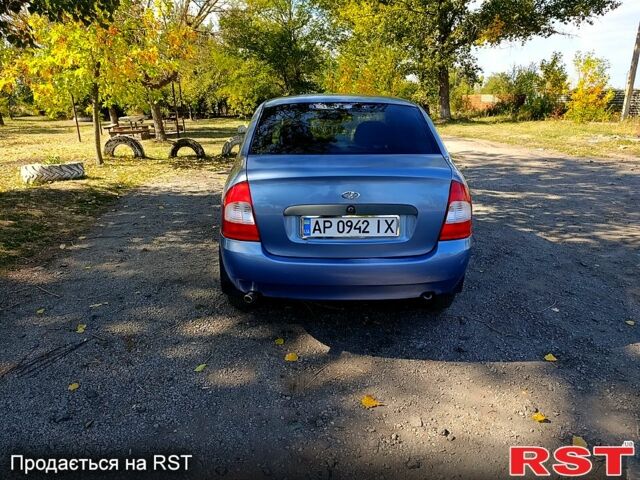 Синій ВАЗ Kalina, об'ємом двигуна 1.6 л та пробігом 260 тис. км за 1500 $, фото 3 на Automoto.ua