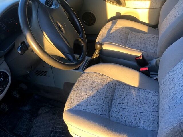 Синий ВАЗ Kalina, объемом двигателя 1.6 л и пробегом 230 тыс. км за 1999 $, фото 5 на Automoto.ua