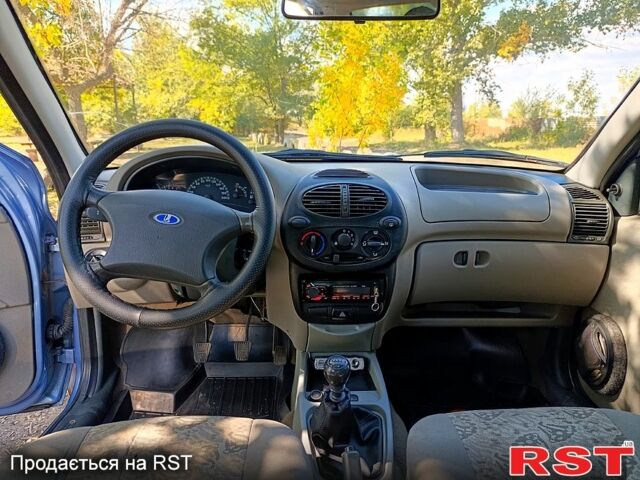 Синій ВАЗ Kalina, об'ємом двигуна 1.6 л та пробігом 260 тис. км за 1500 $, фото 7 на Automoto.ua