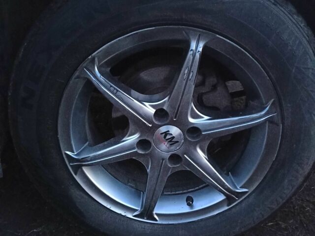 Синий ВАЗ Калина, объемом двигателя 1.6 л и пробегом 1000 тыс. км за 1000 $, фото 5 на Automoto.ua