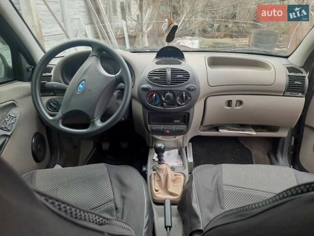 Синий ВАЗ Калина, объемом двигателя 1.6 л и пробегом 167 тыс. км за 1450 $, фото 4 на Automoto.ua