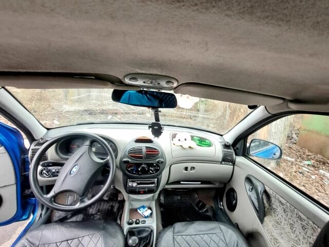 Синий ВАЗ Калина, объемом двигателя 1.6 л и пробегом 272 тыс. км за 2800 $, фото 7 на Automoto.ua