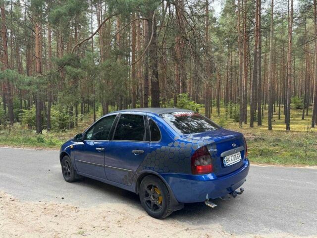 Синий ВАЗ Калина, объемом двигателя 1.6 л и пробегом 250 тыс. км за 999 $, фото 1 на Automoto.ua
