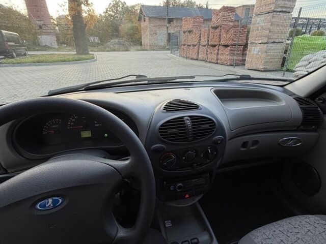 Синий ВАЗ Калина, объемом двигателя 1.6 л и пробегом 105 тыс. км за 2100 $, фото 19 на Automoto.ua