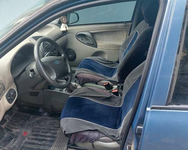 Синий ВАЗ Калина, объемом двигателя 1.6 л и пробегом 158 тыс. км за 1300 $, фото 3 на Automoto.ua