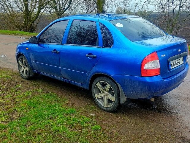 Синій ВАЗ Kalina, об'ємом двигуна 1.6 л та пробігом 200 тис. км за 1900 $, фото 2 на Automoto.ua