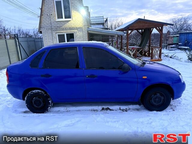 Синий ВАЗ Kalina, объемом двигателя 1.6 л и пробегом 200 тыс. км за 999 $, фото 6 на Automoto.ua