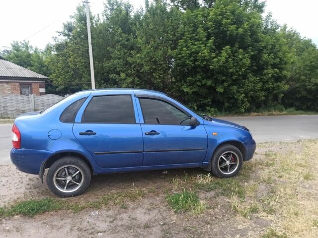 Синий ВАЗ Калина, объемом двигателя 1.6 л и пробегом 2 тыс. км за 2100 $, фото 3 на Automoto.ua