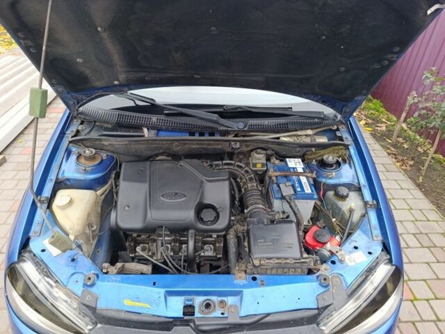 Синий ВАЗ Калина, объемом двигателя 1.6 л и пробегом 169 тыс. км за 1950 $, фото 6 на Automoto.ua