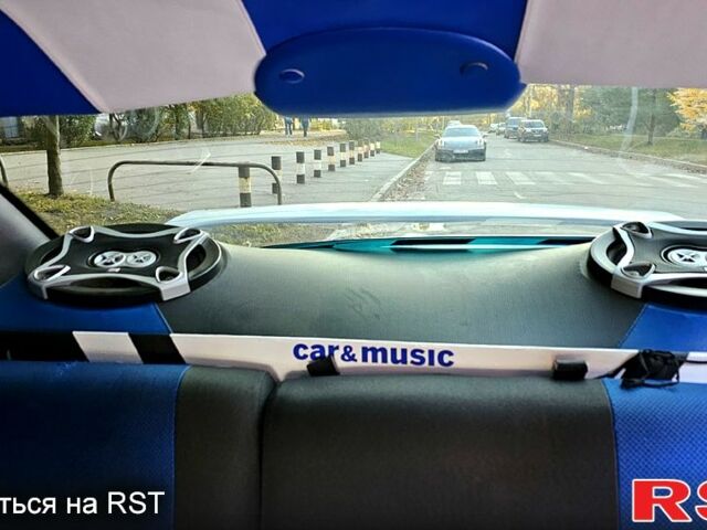 Синий ВАЗ Kalina, объемом двигателя 1.6 л и пробегом 0 тыс. км за 1200 $, фото 11 на Automoto.ua