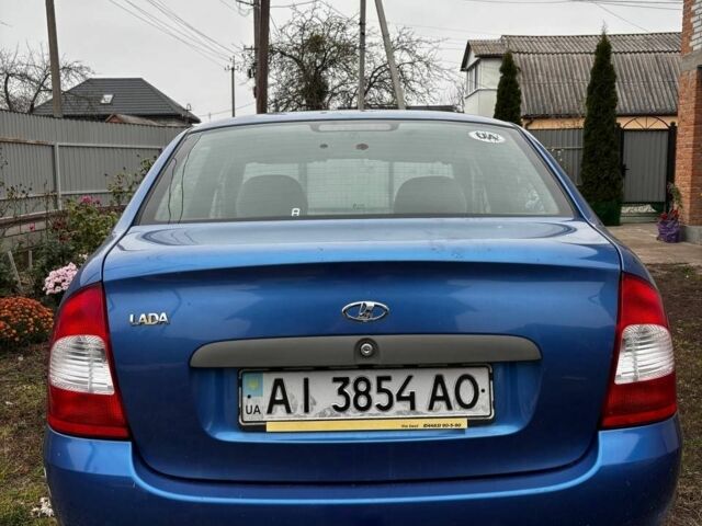 Синий ВАЗ Калина, объемом двигателя 2 л и пробегом 180 тыс. км за 1500 $, фото 1 на Automoto.ua