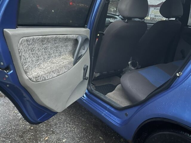 Синий ВАЗ Калина, объемом двигателя 1.6 л и пробегом 200 тыс. км за 1750 $, фото 2 на Automoto.ua