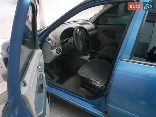 Синій ВАЗ Калина, об'ємом двигуна 1.6 л та пробігом 150 тис. км за 1294 $, фото 7 на Automoto.ua