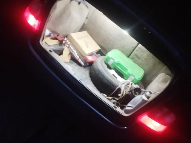 Синий ВАЗ Калина, объемом двигателя 1.6 л и пробегом 220 тыс. км за 3000 $, фото 6 на Automoto.ua