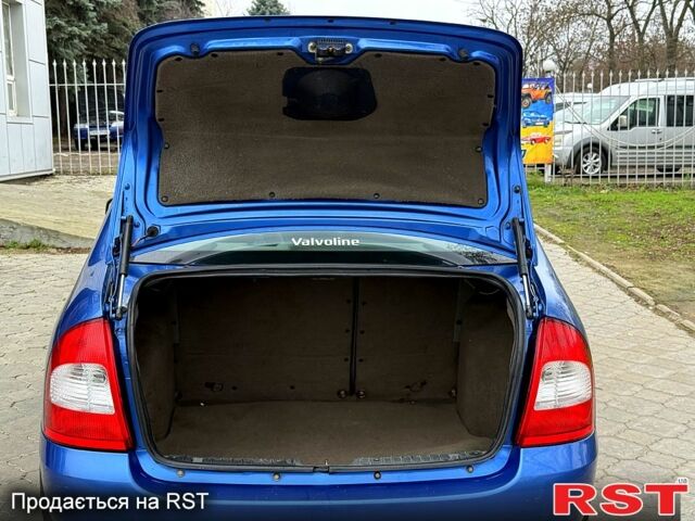 Синій ВАЗ Kalina, об'ємом двигуна 1.6 л та пробігом 186 тис. км за 2300 $, фото 12 на Automoto.ua