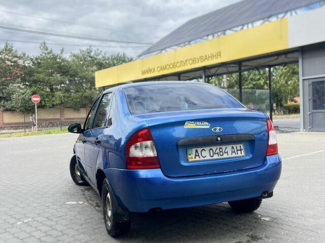 Синий ВАЗ Калина, объемом двигателя 1.6 л и пробегом 196 тыс. км за 1100 $, фото 3 на Automoto.ua