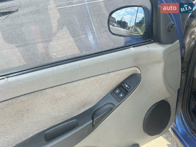 Синій ВАЗ Калина, об'ємом двигуна 1.6 л та пробігом 170 тис. км за 2200 $, фото 9 на Automoto.ua