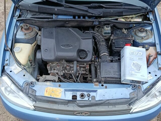 Синий ВАЗ Калина, объемом двигателя 1.6 л и пробегом 216 тыс. км за 1700 $, фото 4 на Automoto.ua