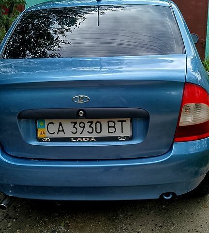 Синий ВАЗ Kalina, объемом двигателя 1.6 л и пробегом 0 тыс. км за 1950 $, фото 2 на Automoto.ua